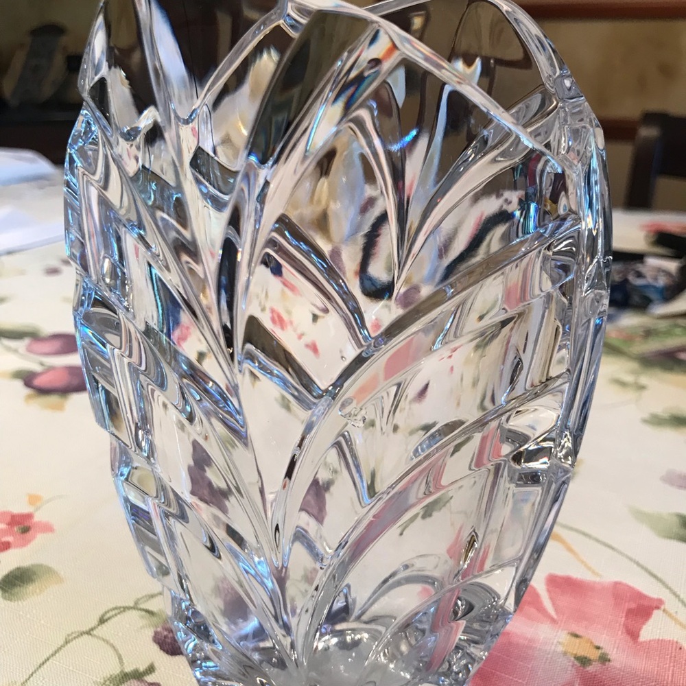 MIKASA SIGNED CRYSTAL VASE 1980s - Picture 4 of 13